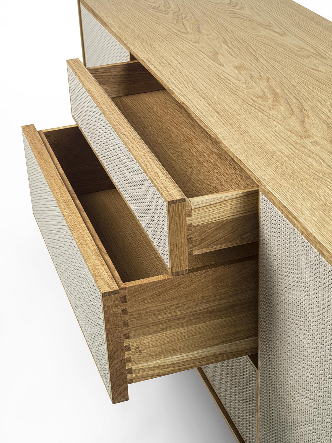 VELA SIDEBOARD 100+6 Gallery 5