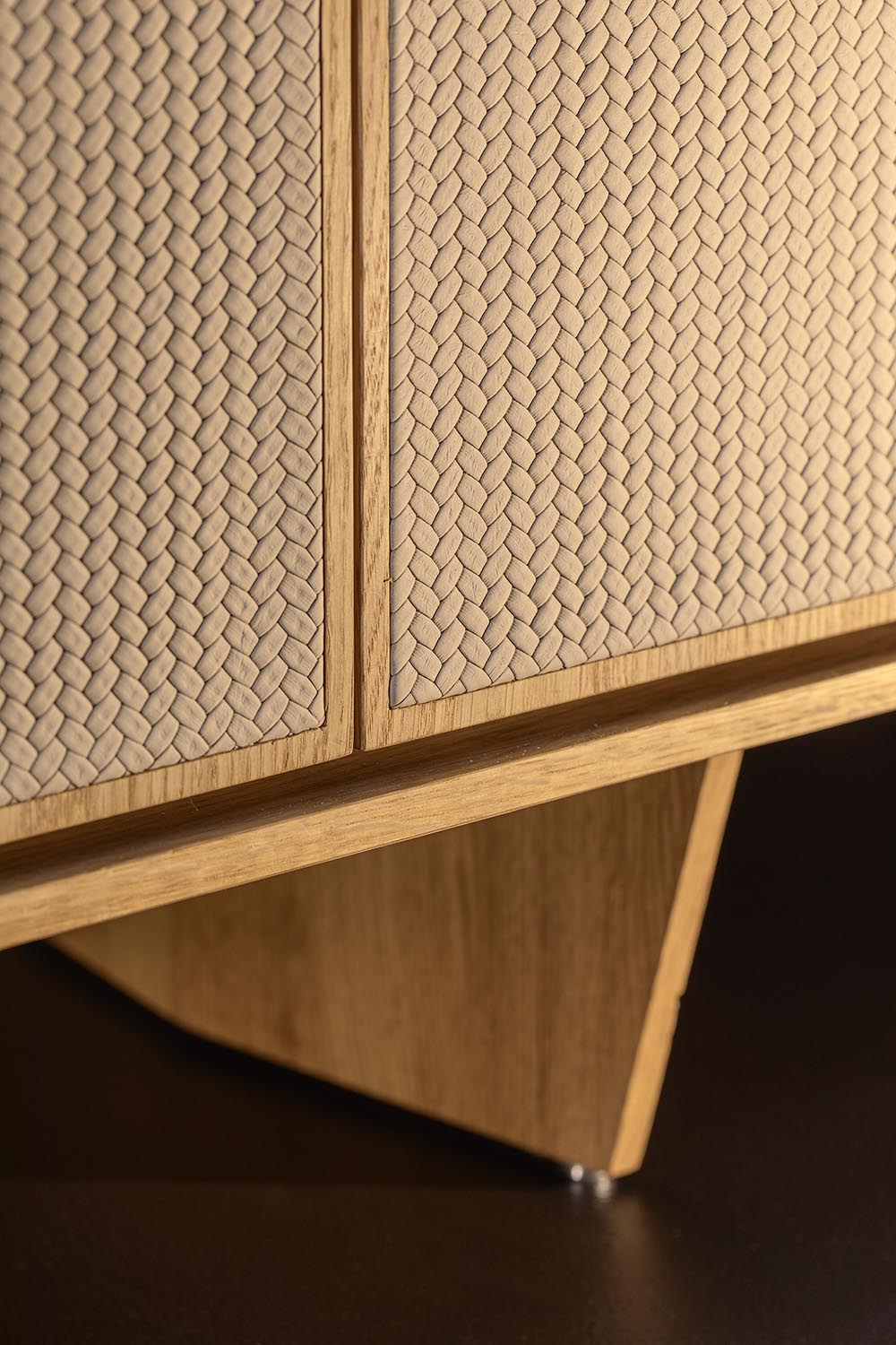 VELA SIDEBOARD 100+6 Gallery 9